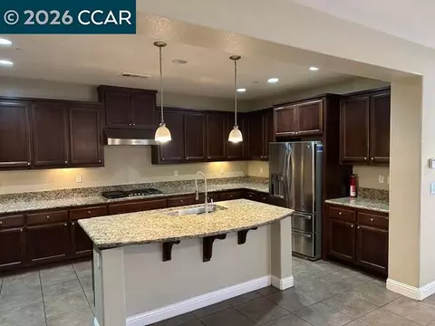 Kitchen - 1117 Azuar Ave, Vallejo, CA 94592 photo 3 of 4