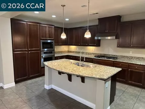 Kitchen - 1117 Azuar Ave, Vallejo, CA 94592 photo 4 of 4