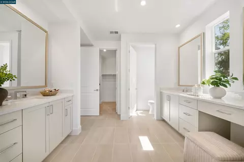 Bath - 207 Bisque Ct, San Ramon, CA 94583 photo 5 of 6