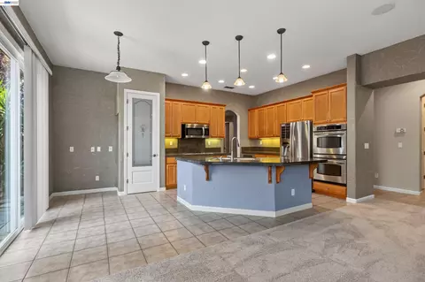 Other - 2243 Winchester Loop, Discovery Bay, CA 94505 photo 12 of 15
