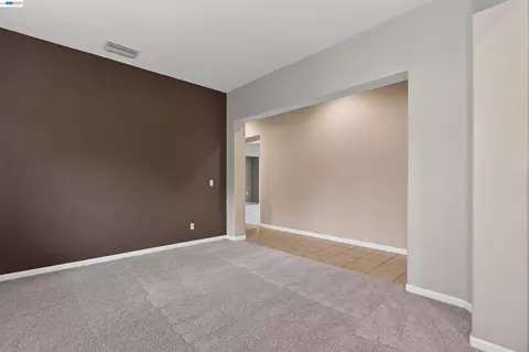 Living - 2243 Winchester Loop, Discovery Bay, CA 94505 photo 1 of 8