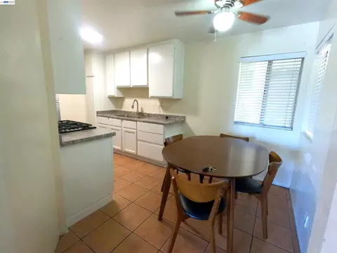 Dining - 1566 Pine Ave #103A, Long Beach, CA 90813 photo 1 of 1