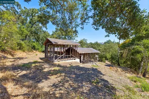 3541 Old Mountain View Dr, Lafayette, CA 94549 photo 2