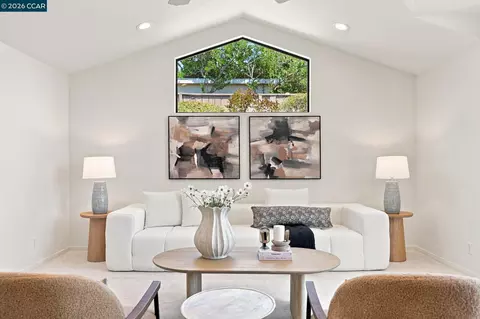 Living - 3170 Padre St, Lafayette, CA 94549 photo 5 of 5