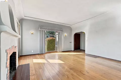 Living - 3000 Morcom Ave, Oakland, CA 94619 photo 4 of 9