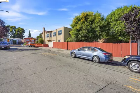 Exterior - 3000 Morcom Ave, Oakland, CA 94619 photo 13 of 13