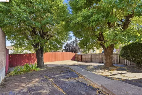 Exterior - 3000 Morcom Ave, Oakland, CA 94619 photo 10 of 13