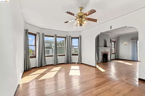 Living - 3000 Morcom Ave, Oakland, CA 94619 photo 7 of 9