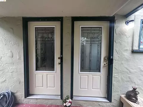 213 Nicholl Ave, Richmond, CA 94801
