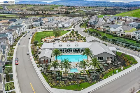 View/Area - 4176 Healdsburg Way, Dublin, CA 94568 photo 13 of 17