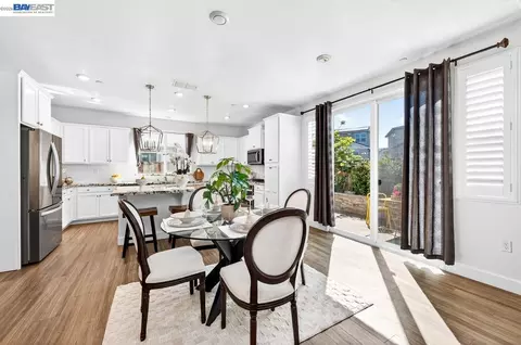Dining - 4176 Healdsburg Way, Dublin, CA 94568 photo 1 of 2
