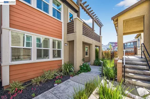 Exterior - 4176 Healdsburg Way, Dublin, CA 94568 photo 3 of 8