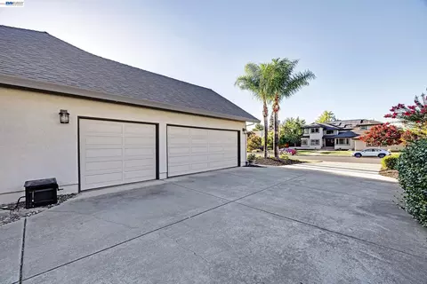 Other - 511 Rhea Way, Livermore, CA 94550 photo 1 of 8