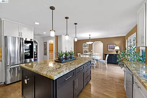 Kitchen - 511 Rhea Way, Livermore, CA 94550 photo 5 of 5