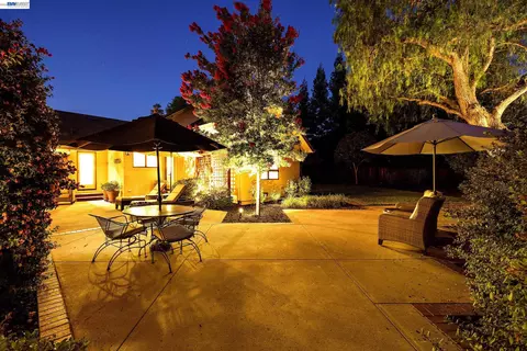 Exterior - 511 Rhea Way, Livermore, CA 94550 photo 24 of 28
