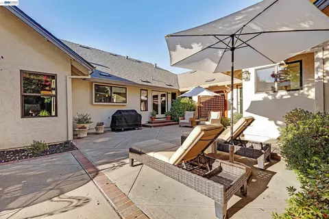 Exterior - 511 Rhea Way, Livermore, CA 94550 photo 11 of 28