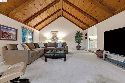 Living - 511 Rhea Way, Livermore, CA 94550 photo 5 of 5