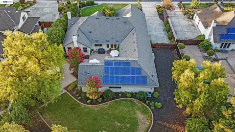 View/Area - 511 Rhea Way, Livermore, CA 94550 photo 4 of 12
