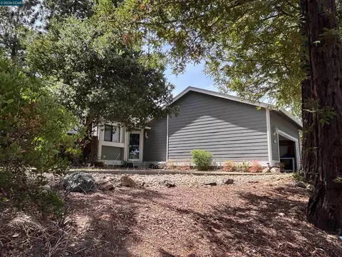 Exterior - 115 Bedford, Hercules, CA 94547 photo 13 of 14