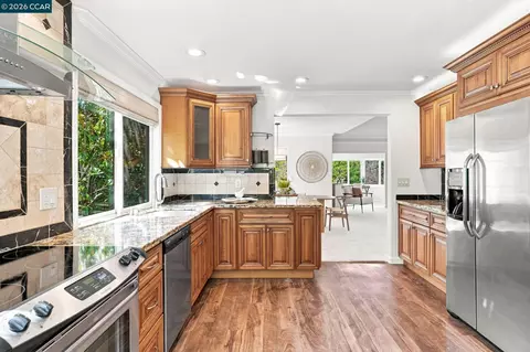 3462 Rossmoor Pkwy #1, Walnut Creek, CA 94595