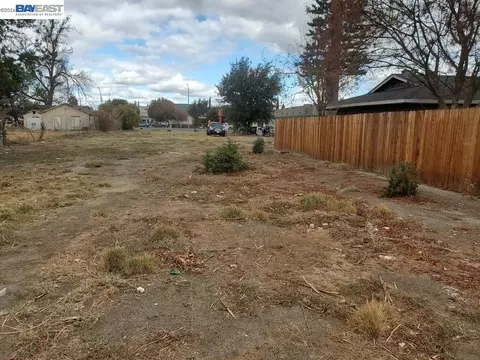 508 W Grant Line Rd, Tracy, CA 94576