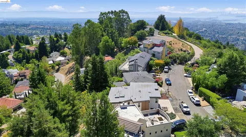 View/Area - 7026 Devon Way, Berkeley, CA 94705 photo 6 of 10