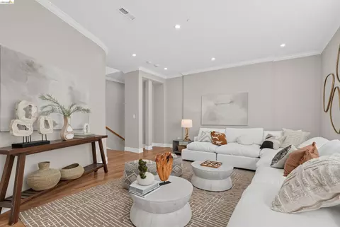 Living - 7026 Devon Way, Berkeley, CA 94705 photo 3 of 4
