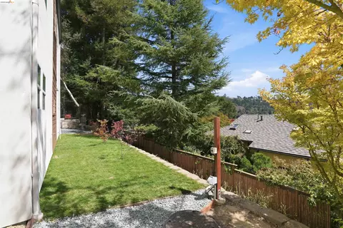 Exterior - 7026 Devon Way, Berkeley, CA 94705 photo 6 of 8