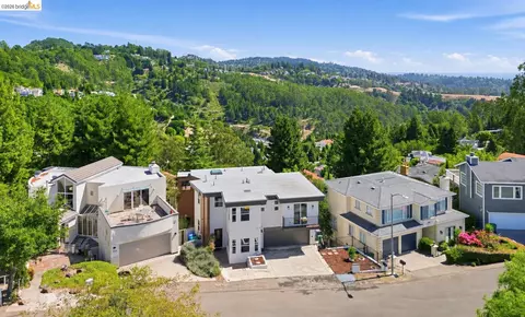 View/Area - 7026 Devon Way, Berkeley, CA 94705 photo 10 of 10