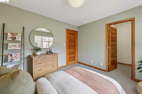 Bedroom - 1305 Henry St #C, Berkeley, CA 94709 photo 3 of 7