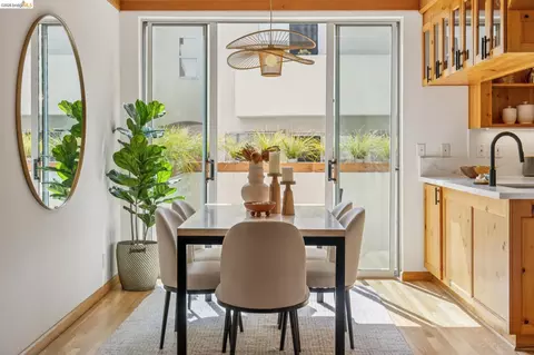 Dining - 1305 Henry St #C, Berkeley, CA 94709 photo 2 of 4