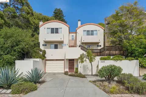Exterior - 1305 Henry St #C, Berkeley, CA 94709 photo 10 of 10