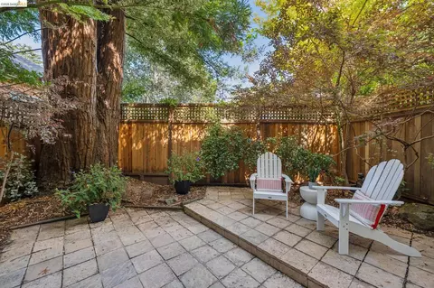 Exterior - 1305 Henry St #C, Berkeley, CA 94709 photo 4 of 10