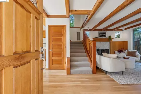 Entry Way - 1305 Henry St #C, Berkeley, CA 94709 photo 1 of 1