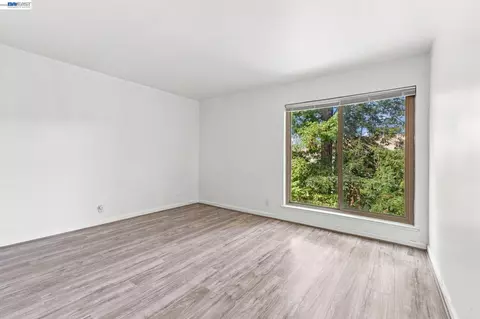 Bedroom - 2075 Ascot Dr #119, Moraga, CA 94556 photo 2 of 7