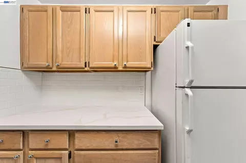 Kitchen - 2075 Ascot Dr #119, Moraga, CA 94556 photo 3 of 3