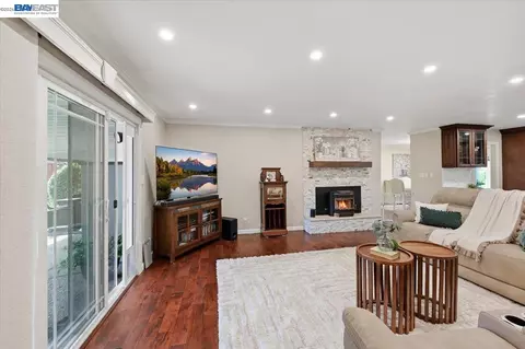 Living - 1661 Beckner Ct, Concord, CA 94521 photo 5 of 5