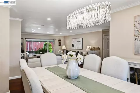 Dining - 1661 Beckner Ct, Concord, CA 94521 photo 2 of 2