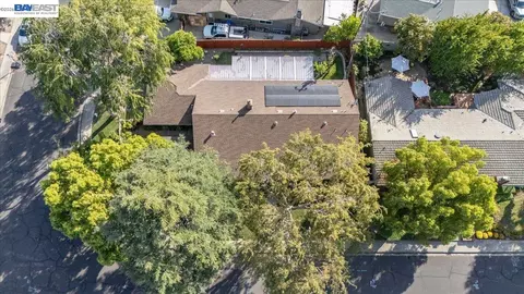 View/Area - 1661 Beckner Ct, Concord, CA 94521 photo 3 of 4