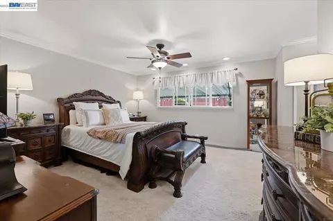 Bedroom - 1661 Beckner Ct, Concord, CA 94521 photo 1 of 6