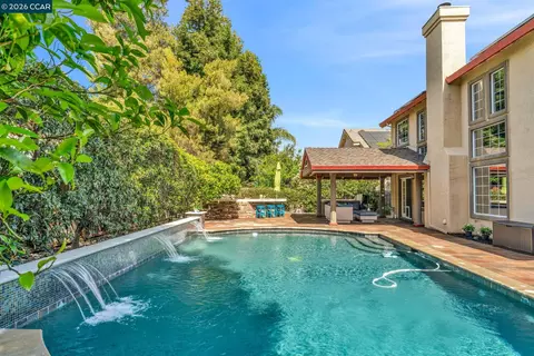 Exterior - 1174 Central Ave, Livermore, CA 94551 photo 5 of 13