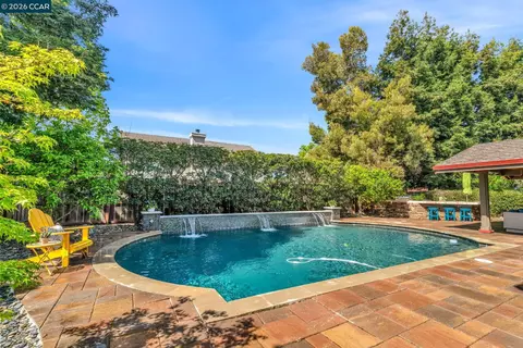 Exterior - 1174 Central Ave, Livermore, CA 94551 photo 4 of 13