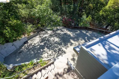Exterior - 3696 Boyer Cir, Lafayette, CA 94549 photo 4 of 27