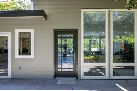 Exterior - 3696 Boyer Cir, Lafayette, CA 94549 photo 5 of 27