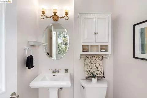 Bath - 3696 Boyer Cir, Lafayette, CA 94549 photo 1 of 7