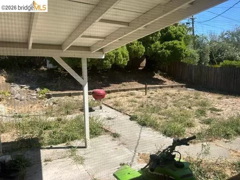 Exterior - 286 Redwing St, Vallejo, CA 94589 photo 1 of 1
