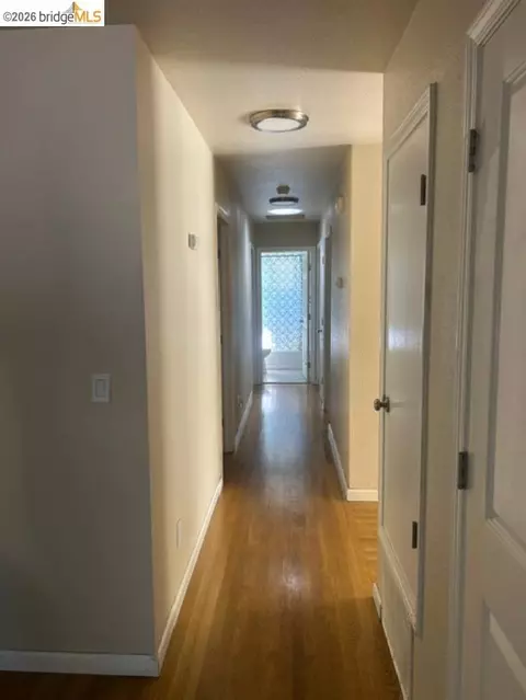 Entry Way - 286 Redwing St, Vallejo, CA 94589 photo 2 of 3
