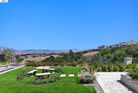 Exterior - 3182 Ashbourne Cir, San Ramon, CA 94583 photo 12 of 22