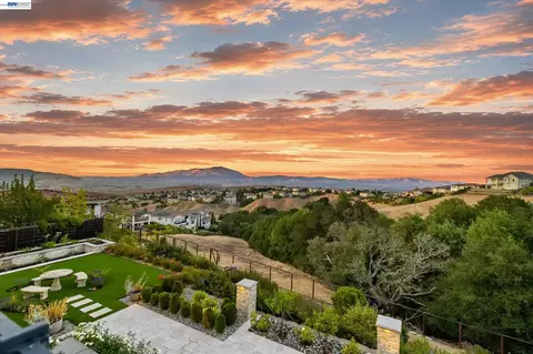 Exterior - 3182 Ashbourne Cir, San Ramon, CA 94583 photo 14 of 22