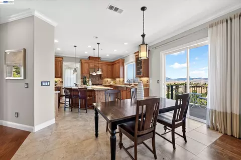 Dining - 3182 Ashbourne Cir, San Ramon, CA 94583 photo 4 of 4